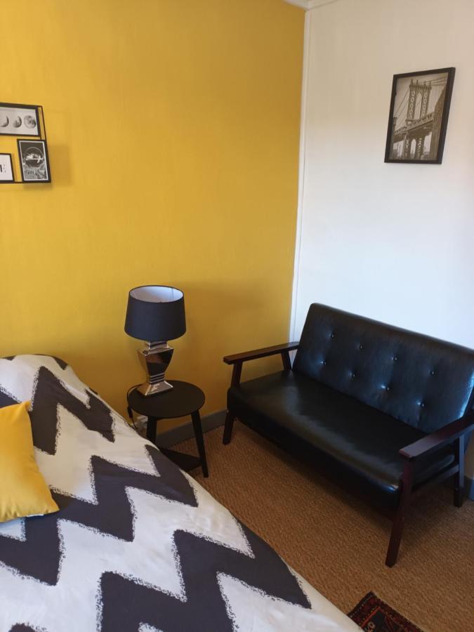 B&B Chambres "Chez Meme Germaine" Caramany Экстерьер фото