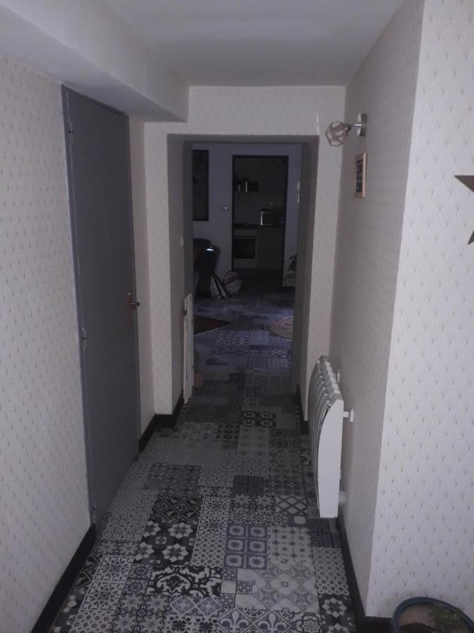 B&B Chambres "Chez Meme Germaine" Caramany Экстерьер фото